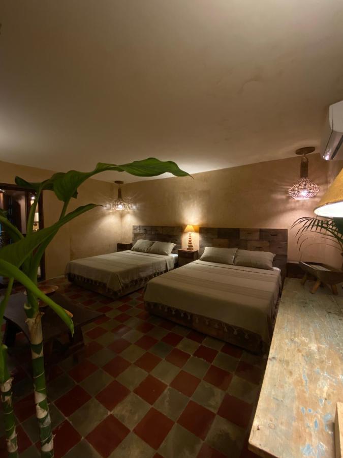 Casa Silice Guesthouse Valladolid  Esterno foto