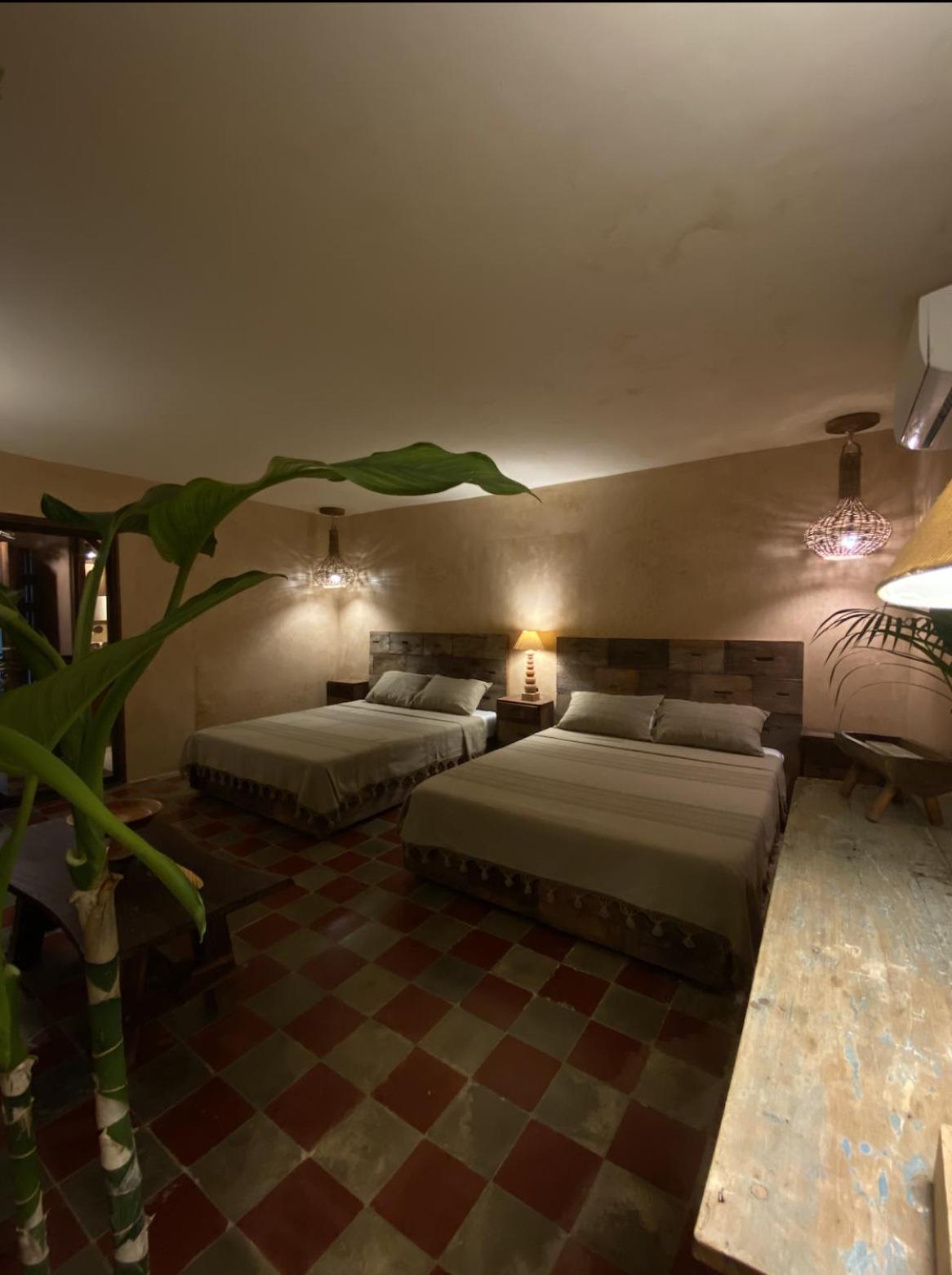 Casa Silice Guesthouse Valladolid  Esterno foto