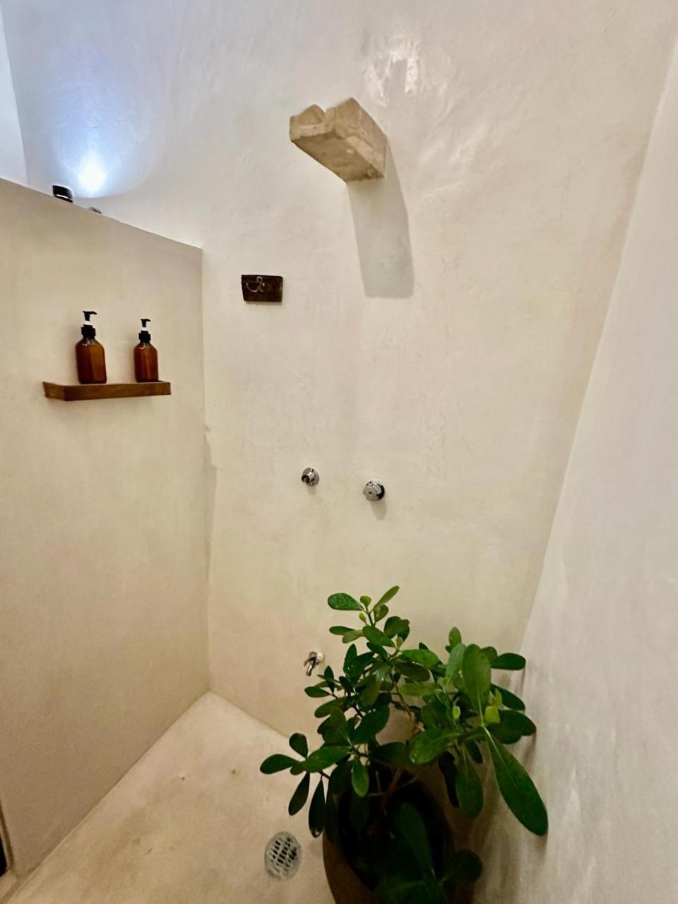 Casa Silice Guesthouse Valladolid  Esterno foto