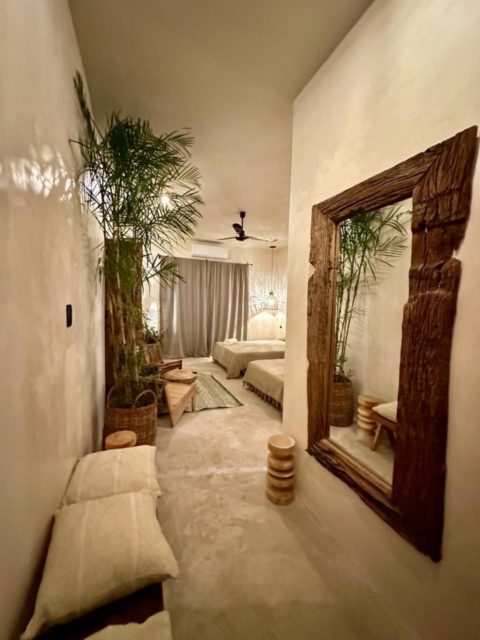 Casa Silice Guesthouse Valladolid  Esterno foto