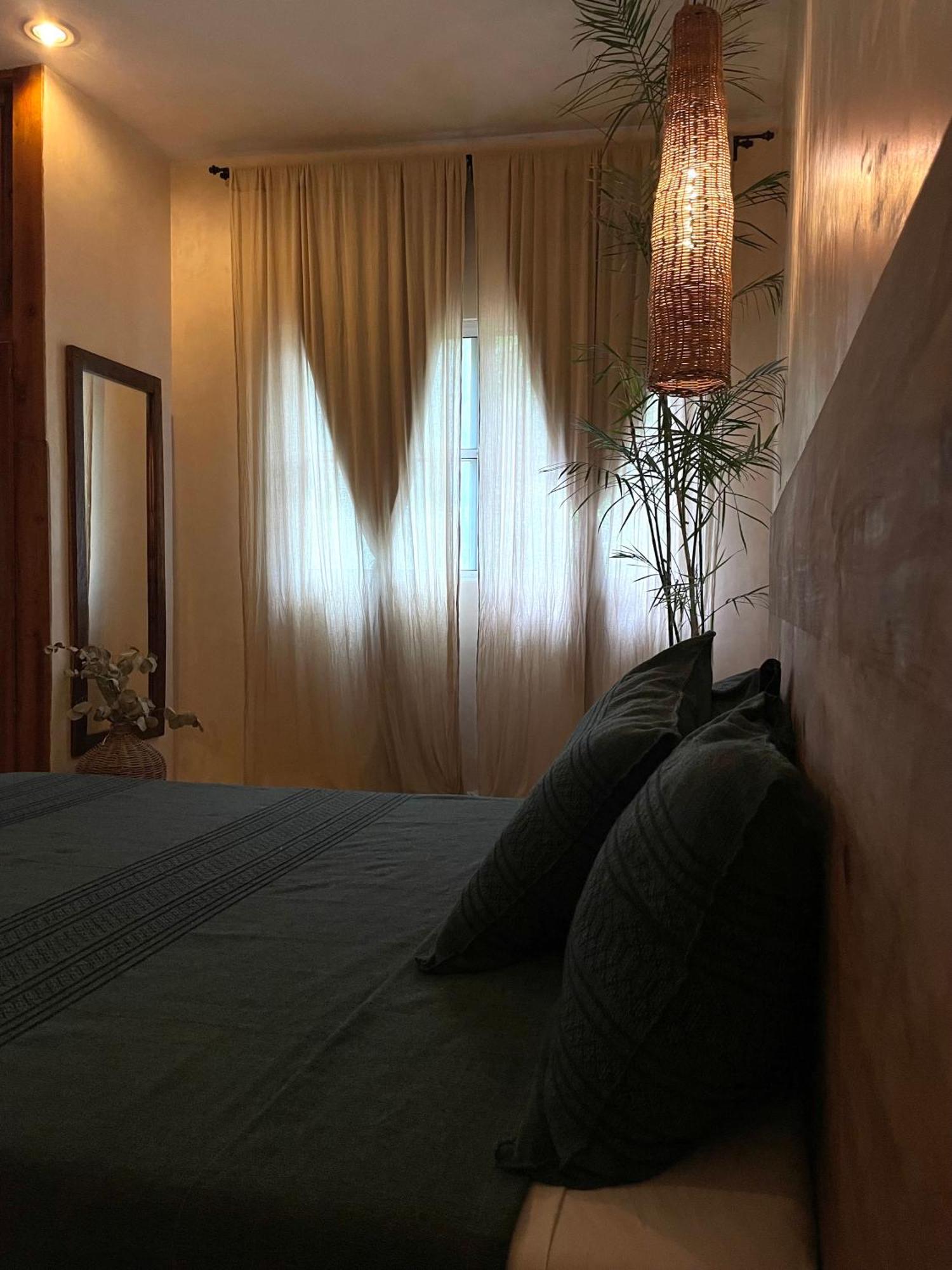 Casa Silice Guesthouse Valladolid  Esterno foto