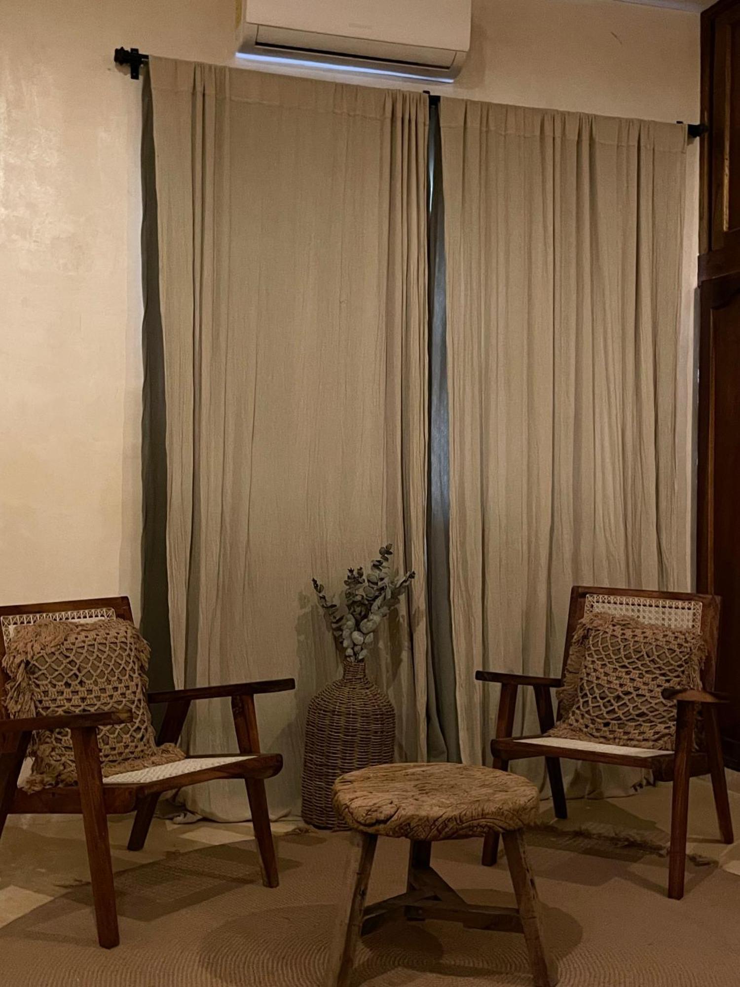 Casa Silice Guesthouse Valladolid  Esterno foto