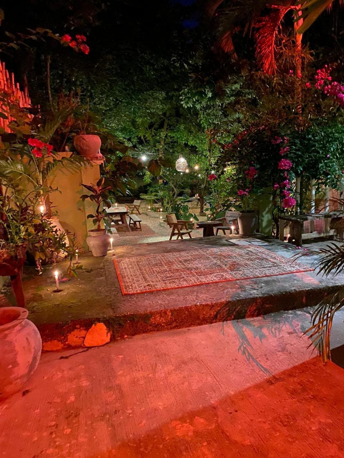 Casa Silice Guesthouse Valladolid  Esterno foto